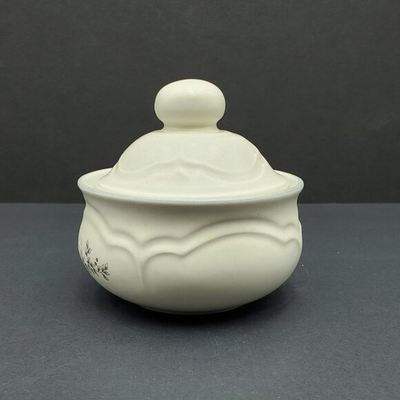 Pfaltzgraff Heirloom Creamer & Sugar Bowl with Lid Gray White Floral Creamer Set - Picture 7 of 12